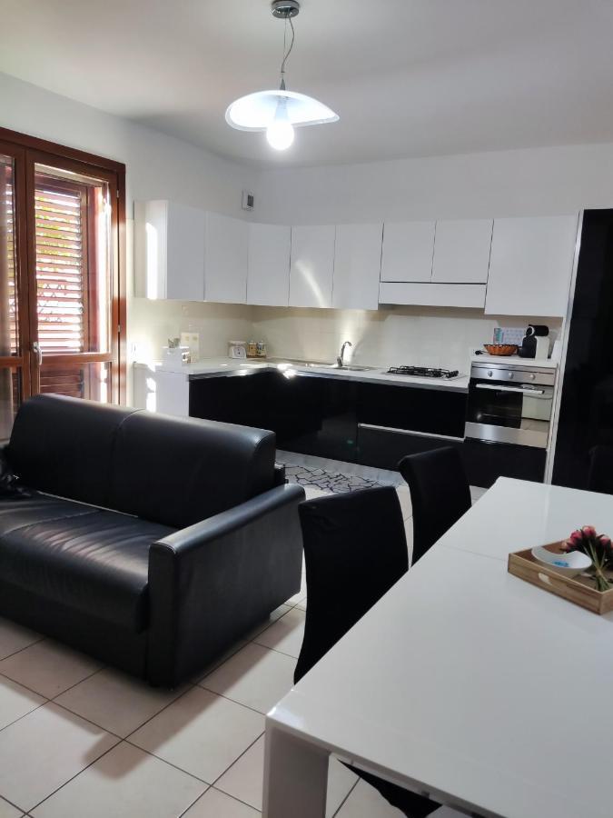 Vico Stazione Apartment Uta Экстерьер фото