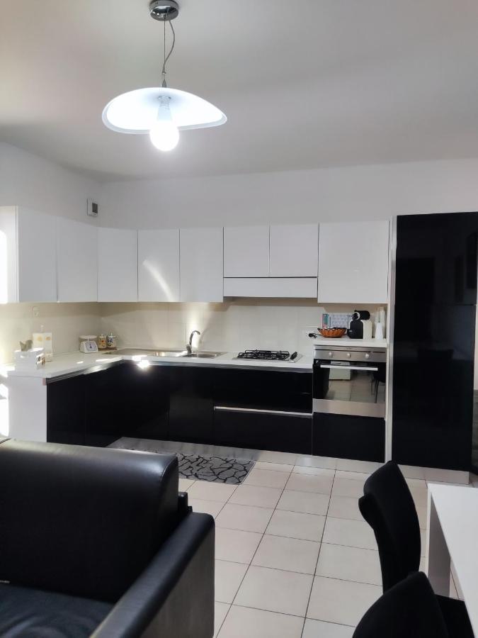 Vico Stazione Apartment Uta Экстерьер фото